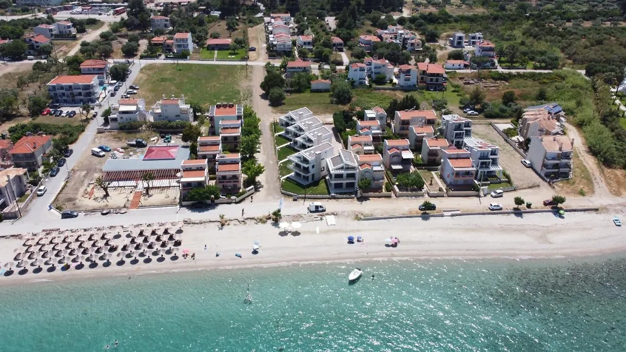 Villa Oleandra By The Sea Polychrono