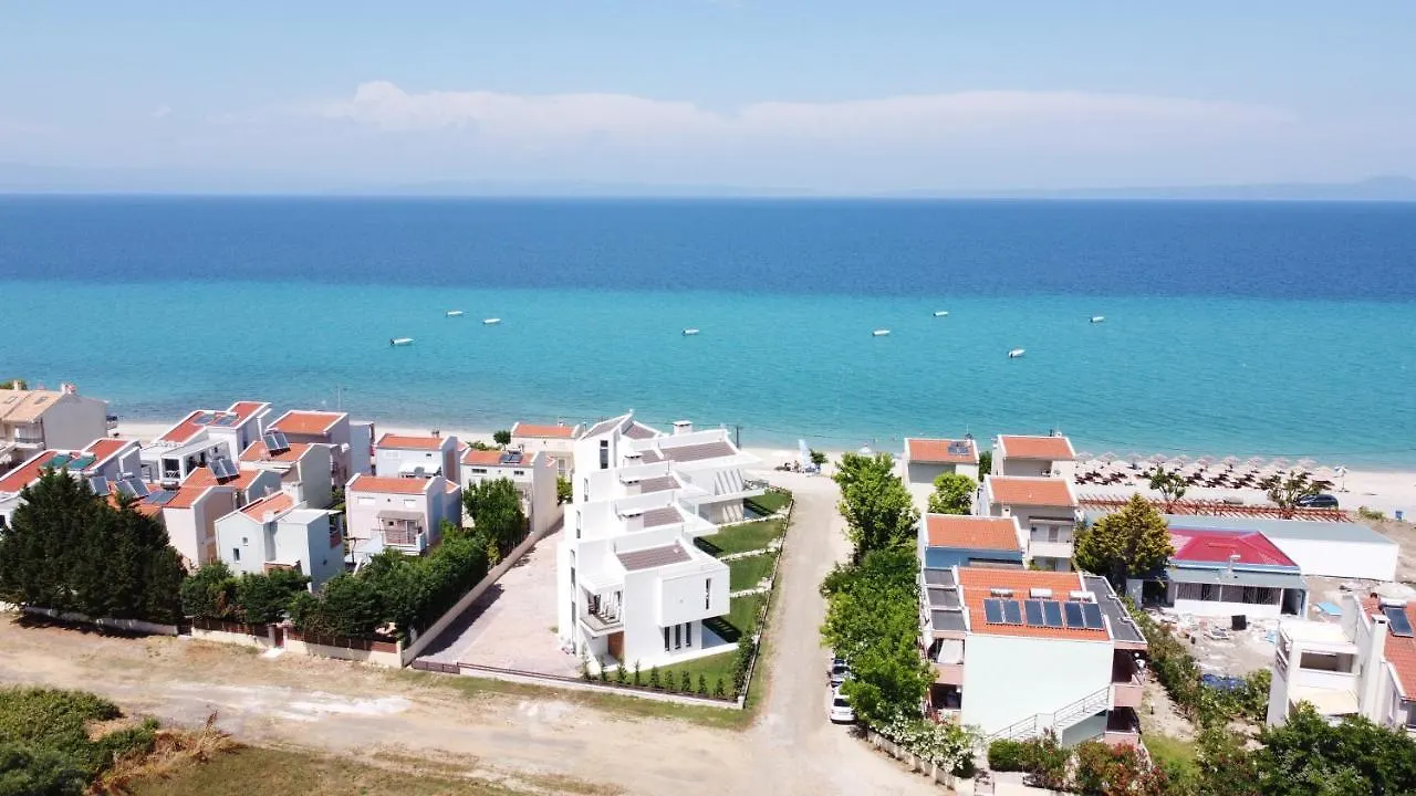 Villa Oleandra By The Sea Polychrono